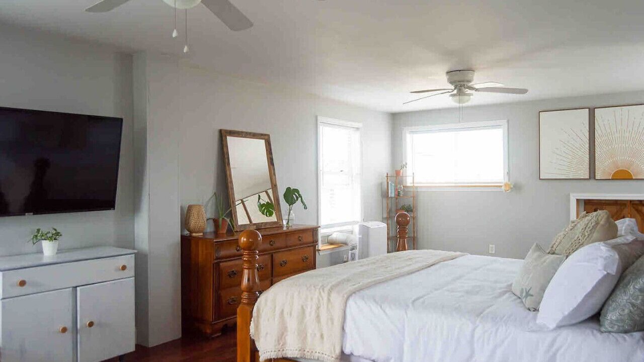 Photo of Bedroom in Old Orchard Beach
