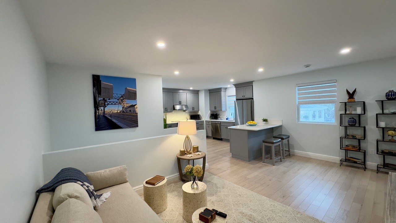 Photo of Livingroom in Mystic
