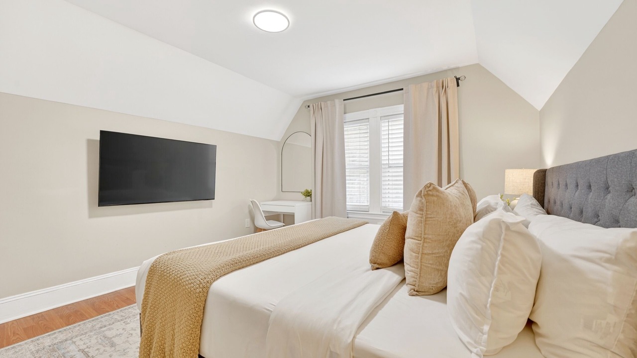 Photo of Bedroom in Codman Square