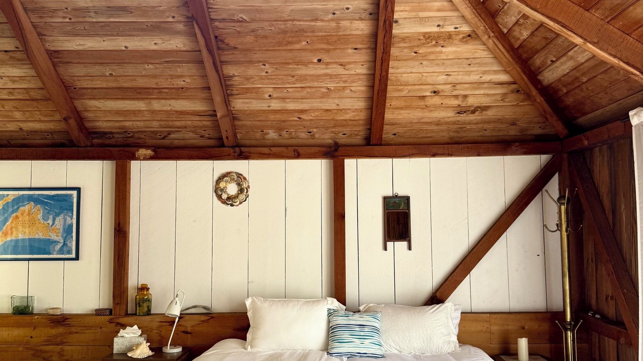 Photo of Bedroom in West Tisbury