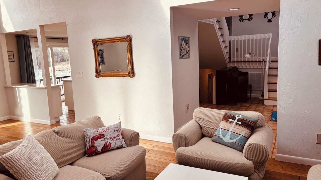 Photo of Livingroom in East Falmouth