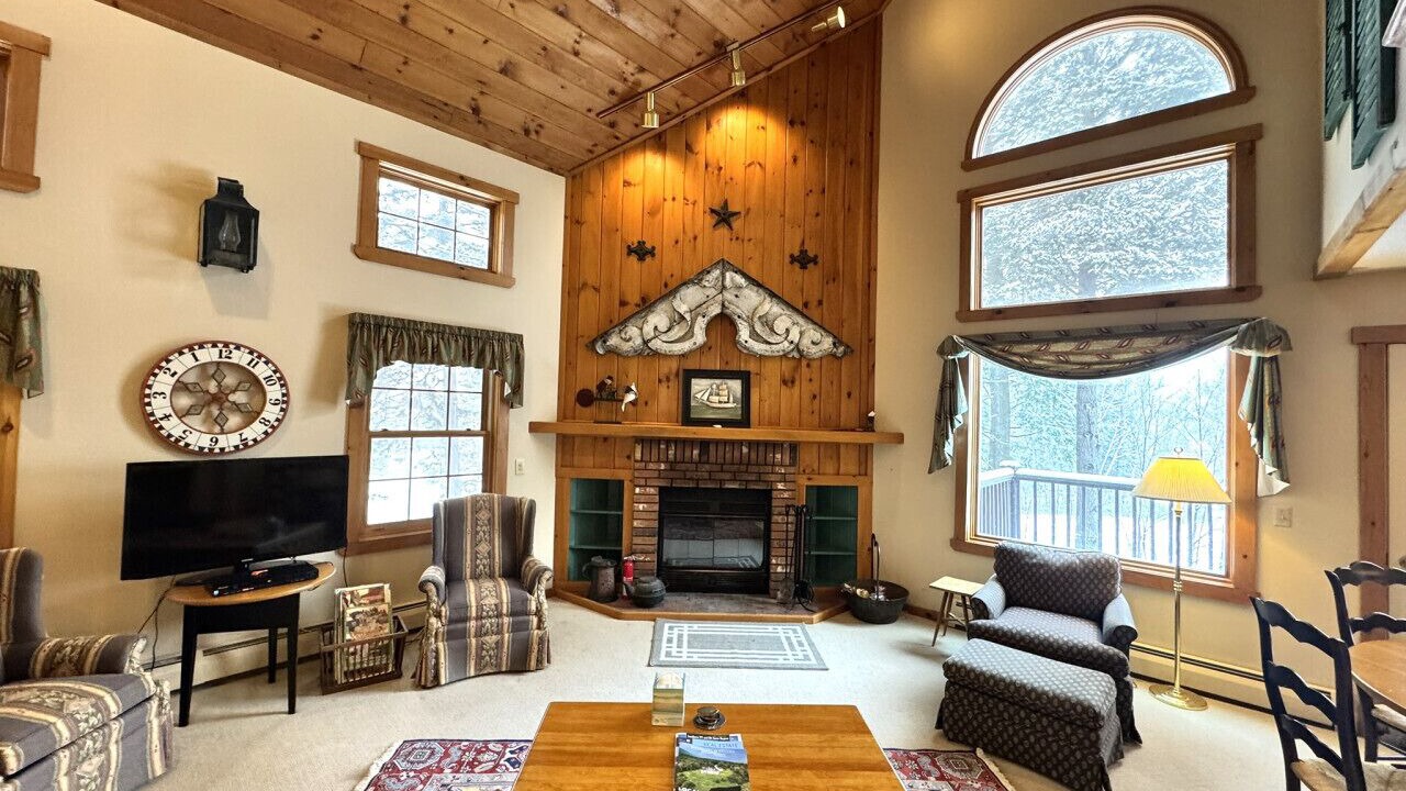 Photo of Livingroom in West Dover