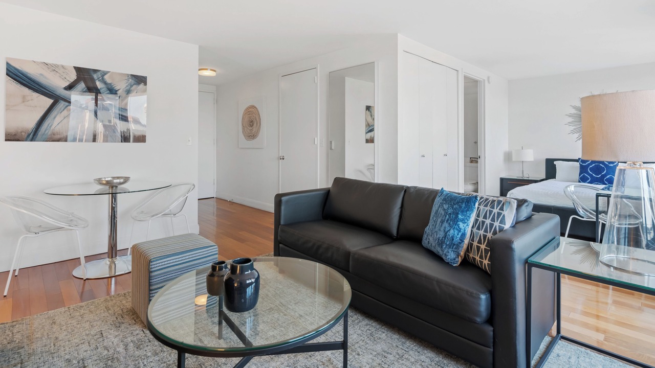 Photo of Livingroom in Gramercy
