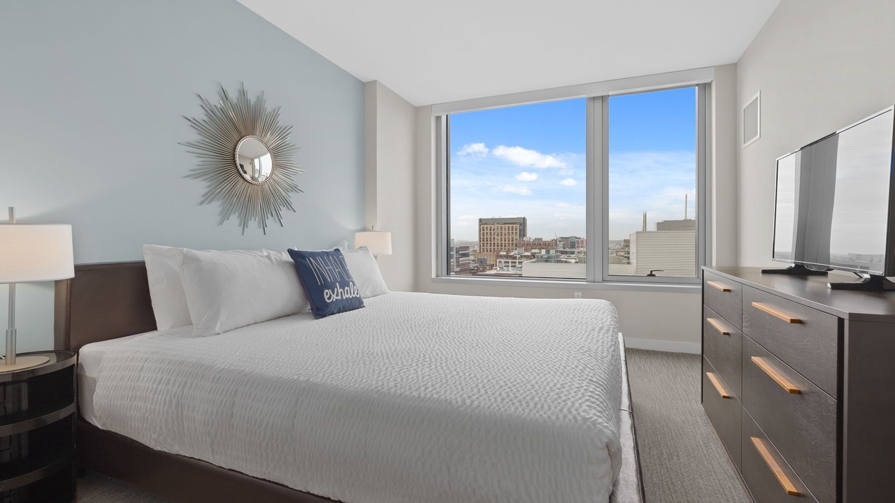 Photo of Bedroom in Seaport District