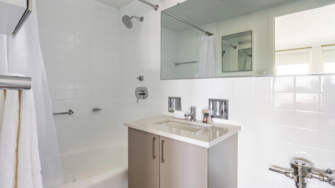 Photo of Bathroom in Prudential - St. Botolph