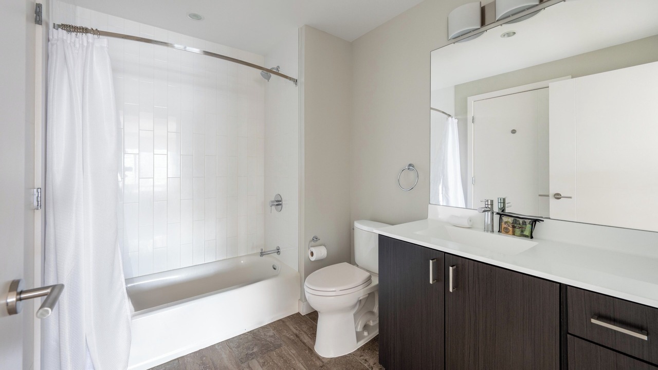 Photo of Bathroom in Seaport District