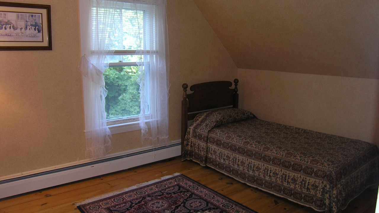 Photo of Bedroom in Isle of Springs