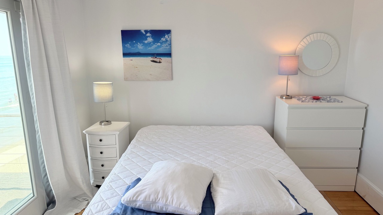 Photo of Bedroom in Ocean Bluff-Brant Rock