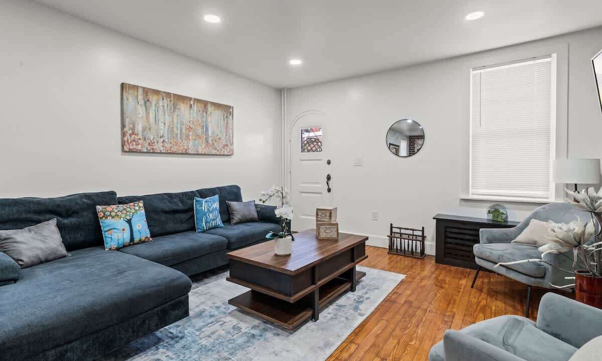 Photo of Livingroom in Delair