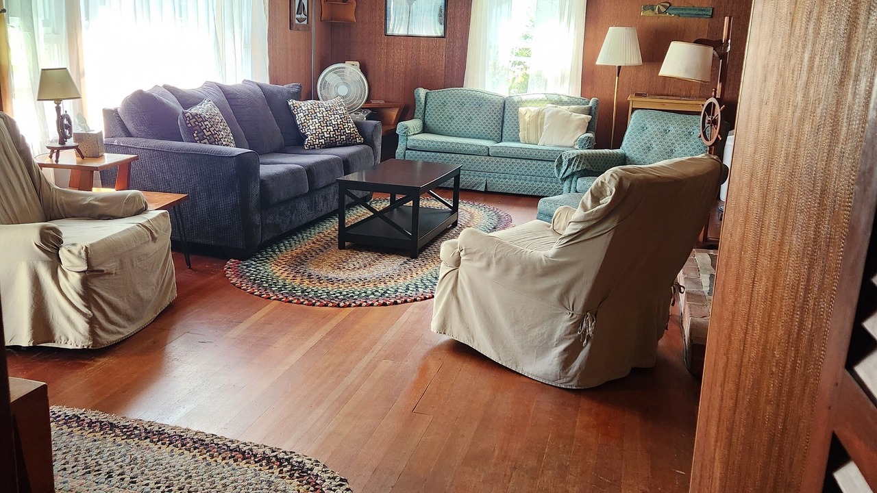 Photo of Livingroom in Old Lyme