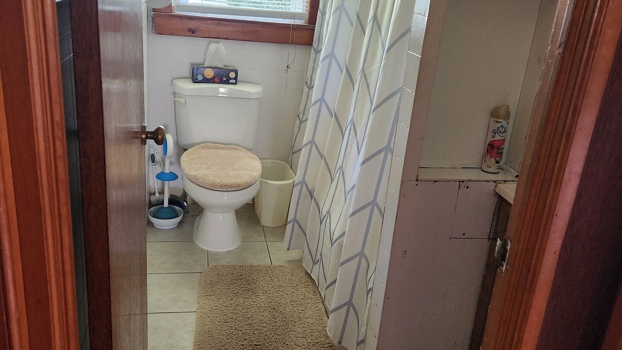 Photo of Bathroom in Old Lyme