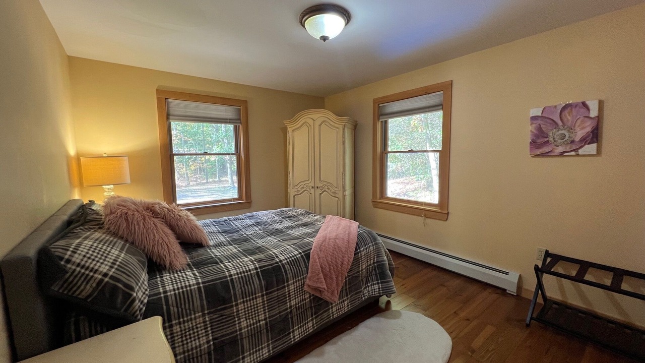 Photo of Bedroom in East Wakefield