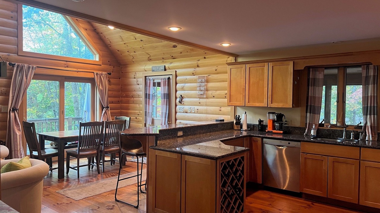 Photo of Kitchen in East Wakefield