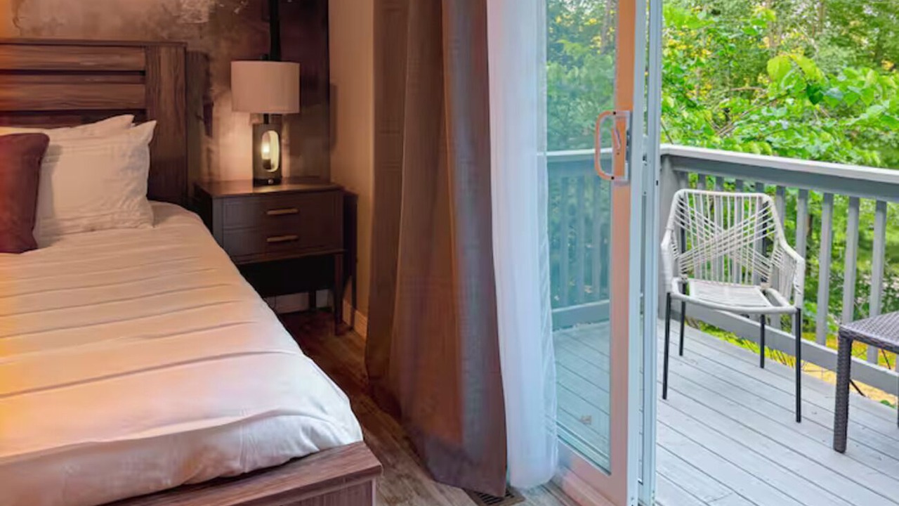 Photo of Bedroom in Eidelweiss Village