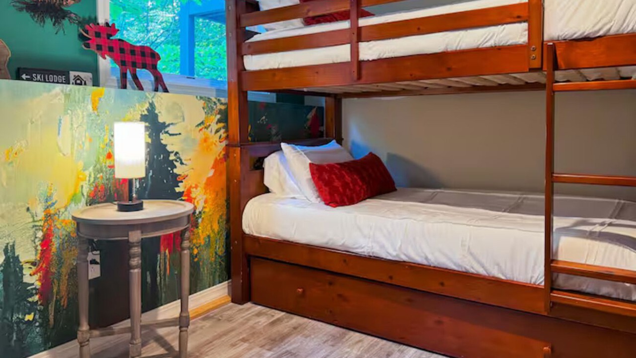 Photo of Bedroom in Eidelweiss Village