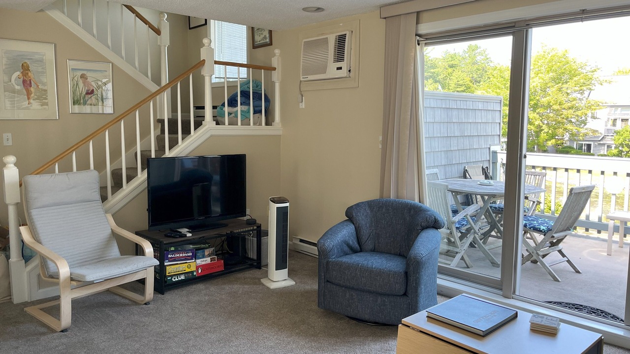 Photo of Livingroom in Ocean Park