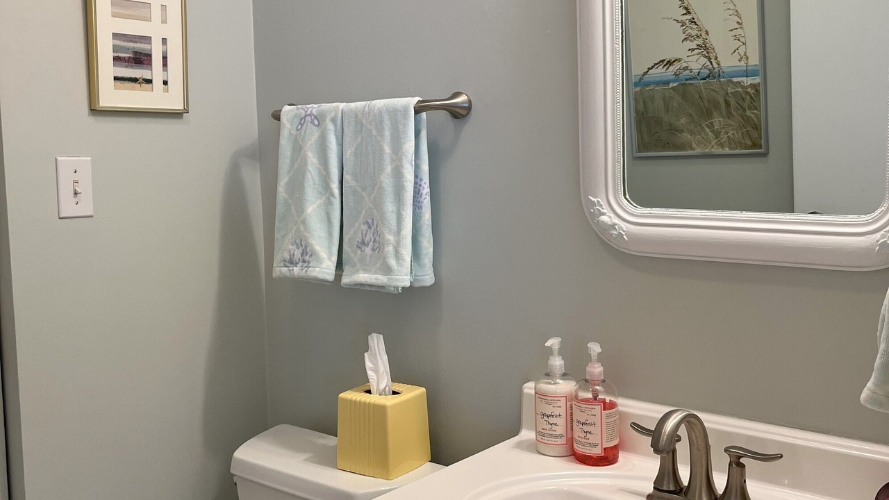 Photo of Bathroom in Ocean Park
