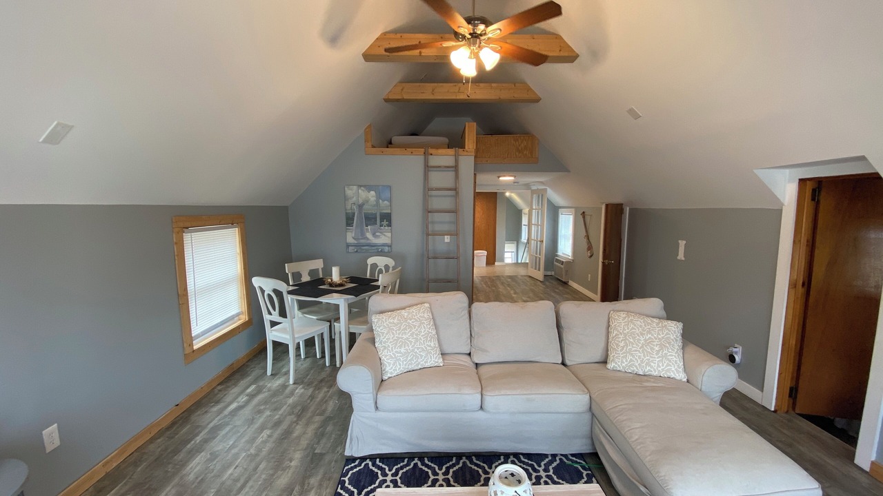 Photo of Livingroom in Old Lyme