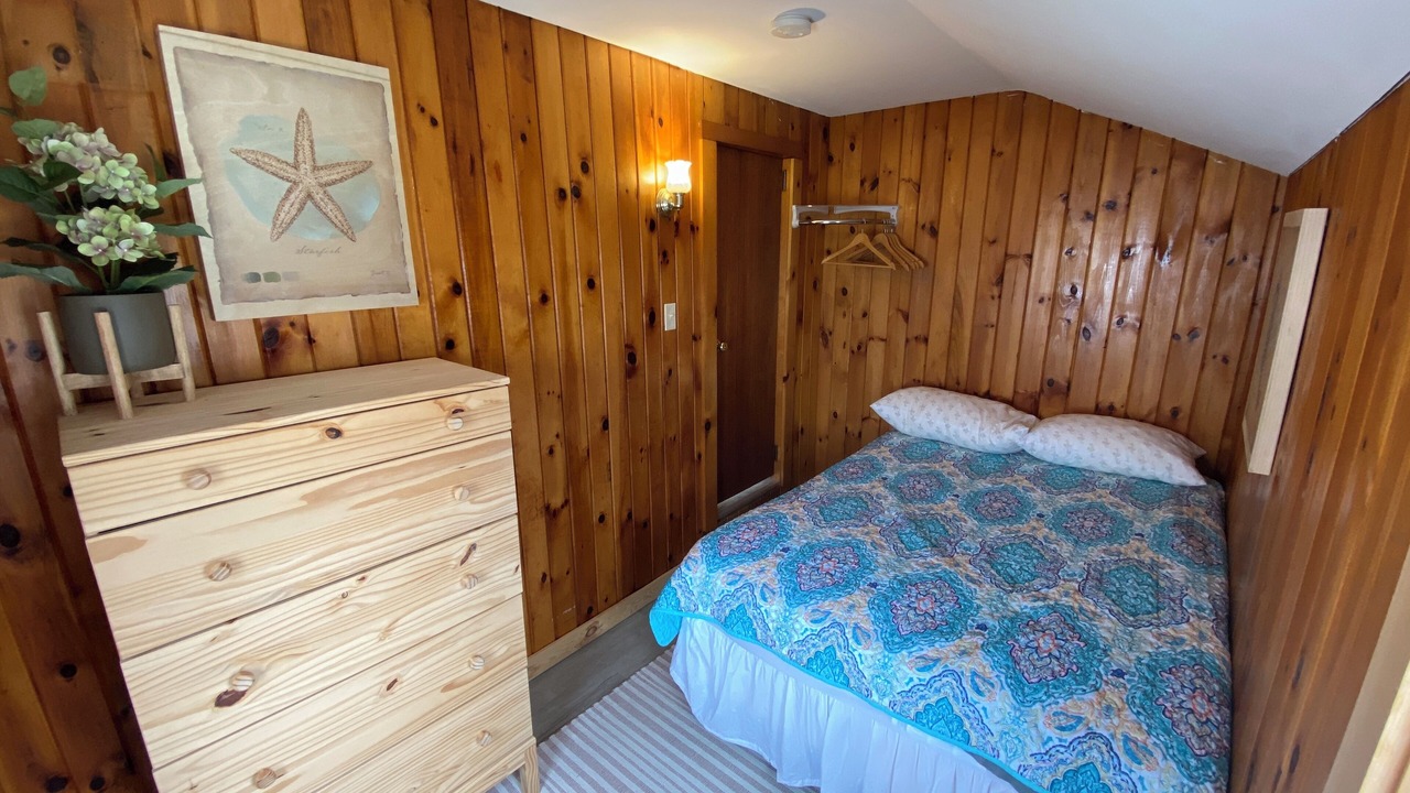 Photo of Bedroom in Old Lyme