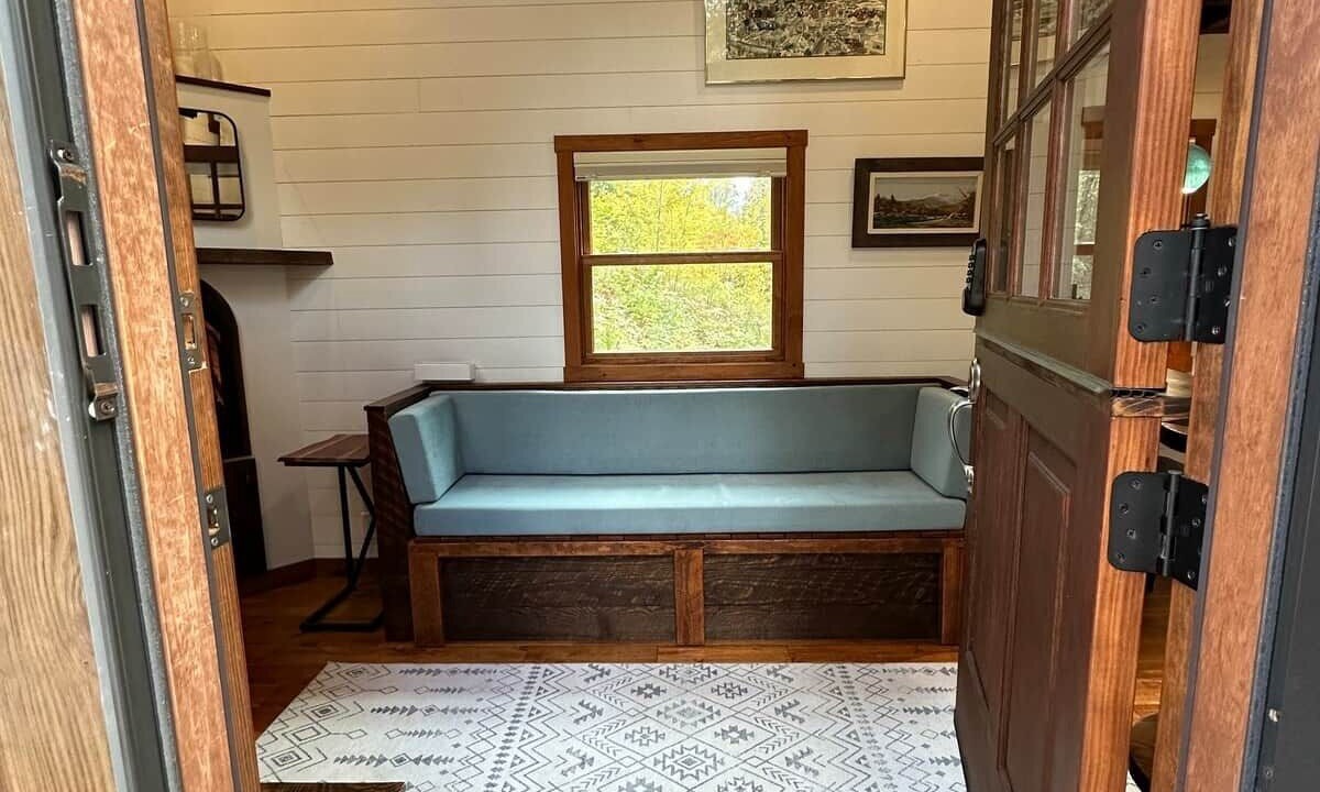 Photo of Livingroom in Saco