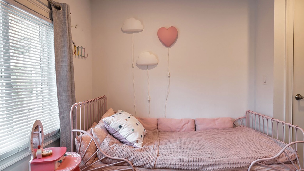 Photo of Bedroom in Mashpee