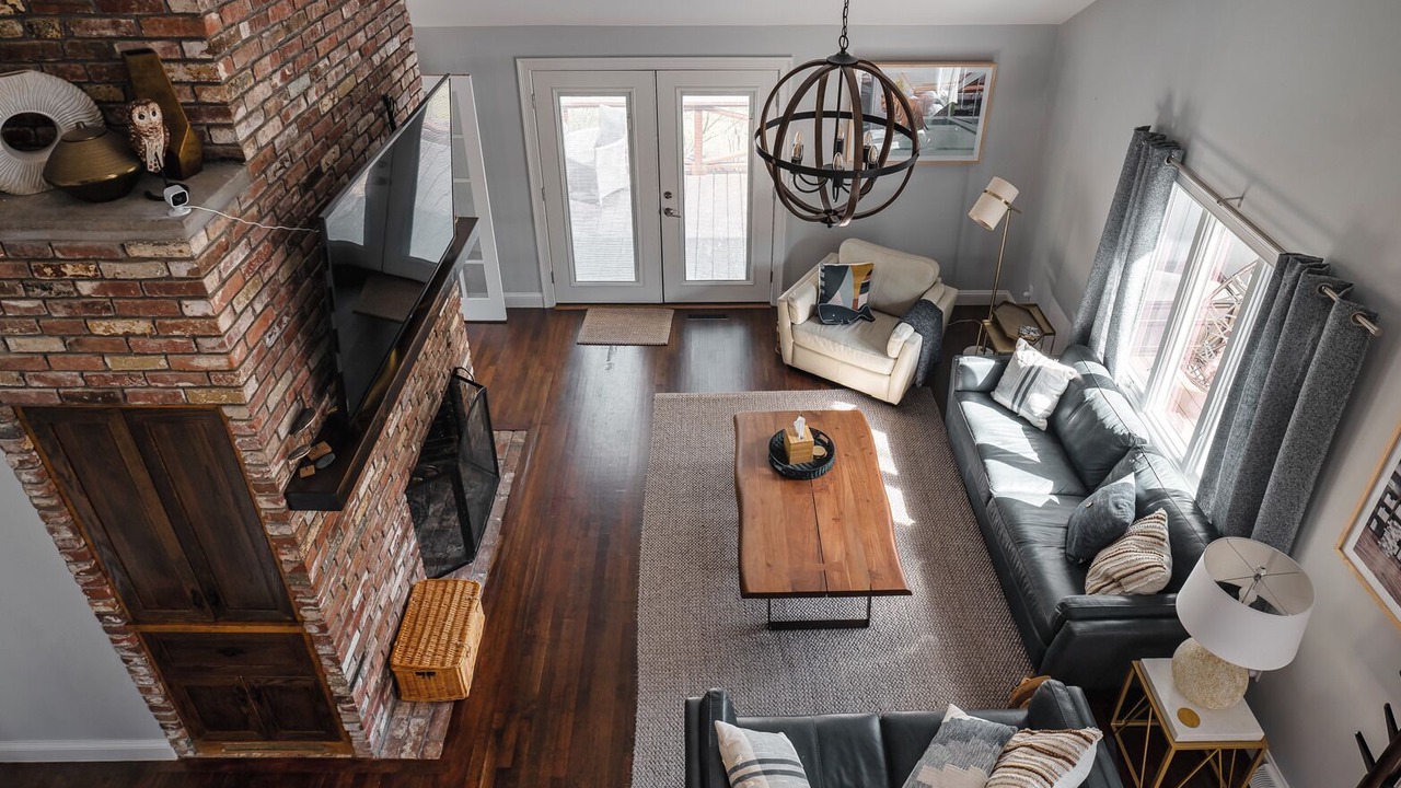 Photo of Livingroom in Mashpee