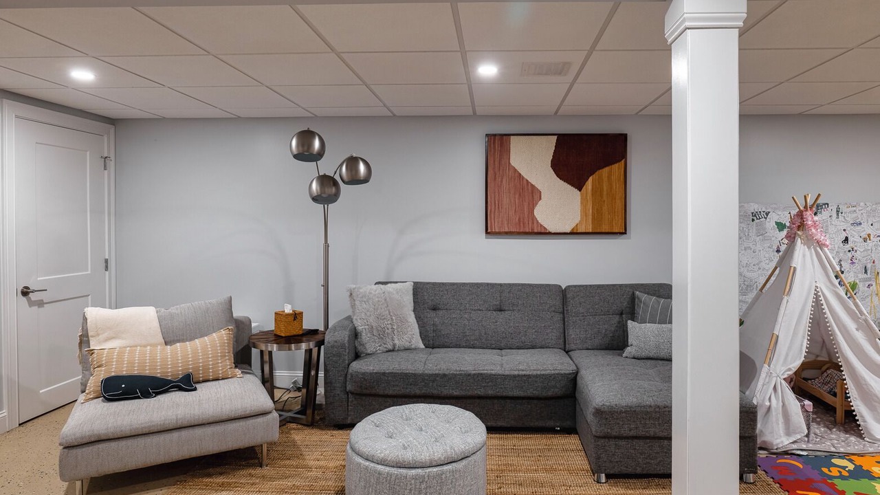 Photo of Livingroom in Mashpee