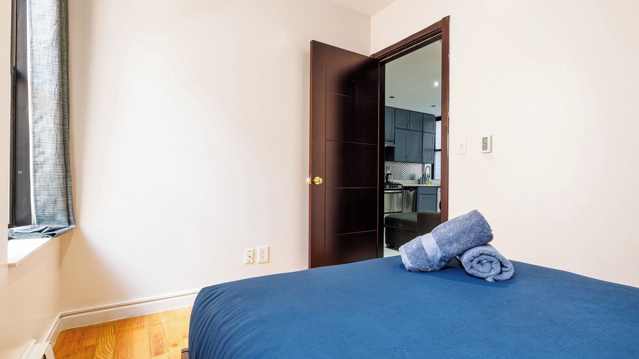 Photo of Bedroom in Bloomingdale