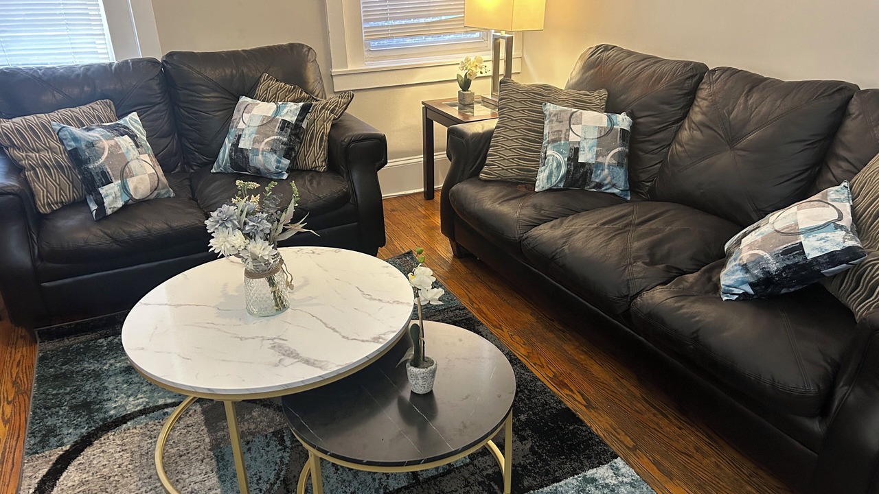 Photo of Livingroom in Rittenhouse Row