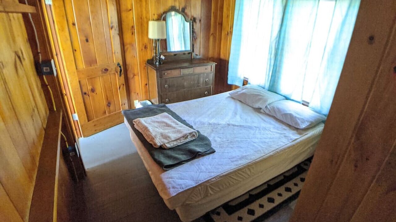 Photo of Bedroom in Raymond