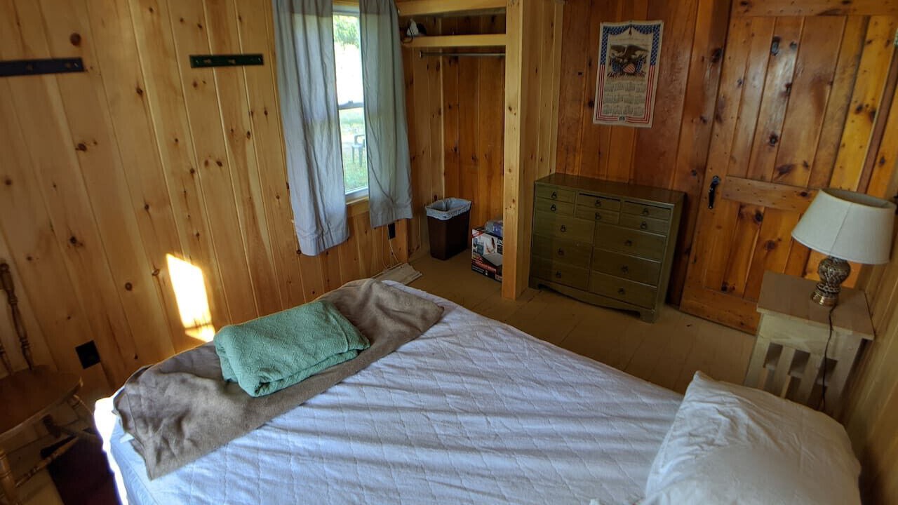 Photo of Bedroom in Raymond