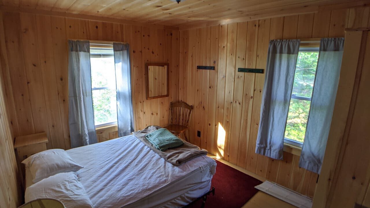 Photo of Bedroom in Raymond