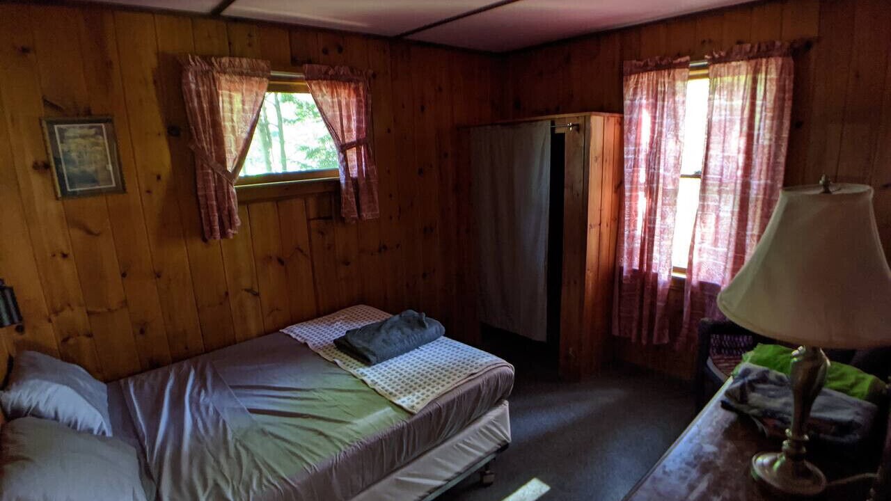 Photo of Bedroom in Raymond