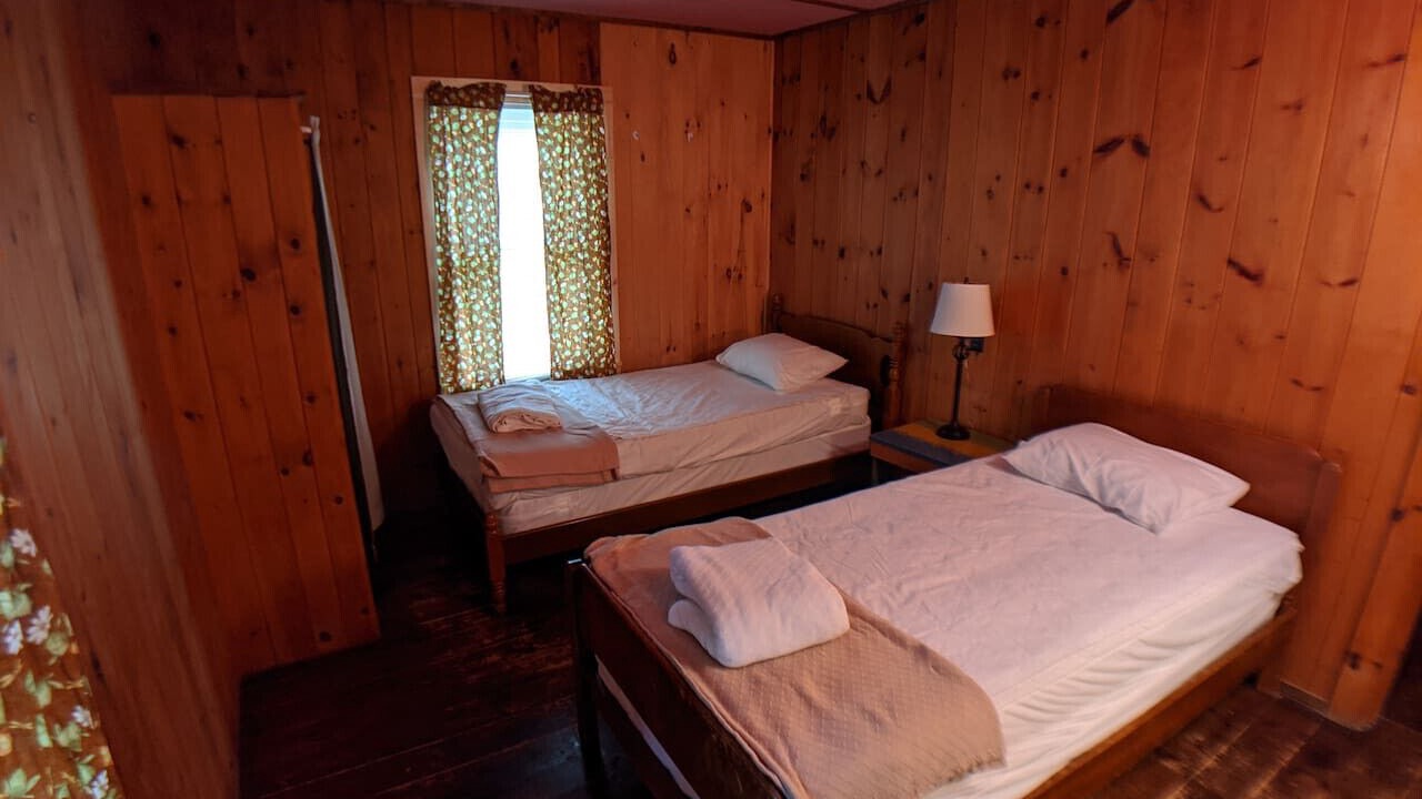 Photo of Bedroom in Raymond