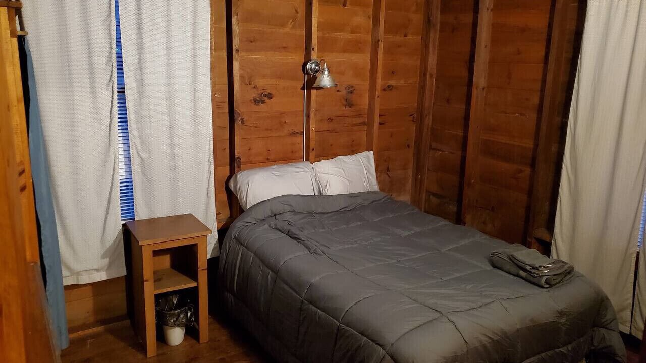 Photo of Bedroom in Raymond
