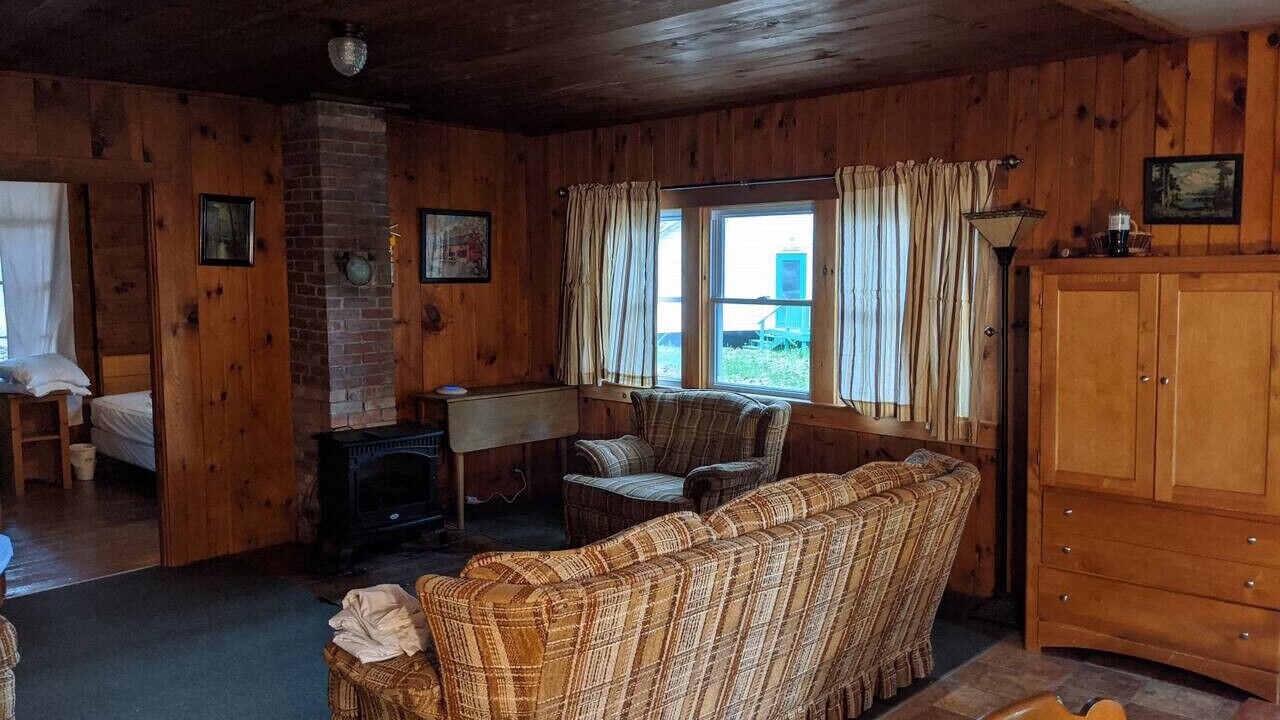 Photo of Livingroom in Raymond