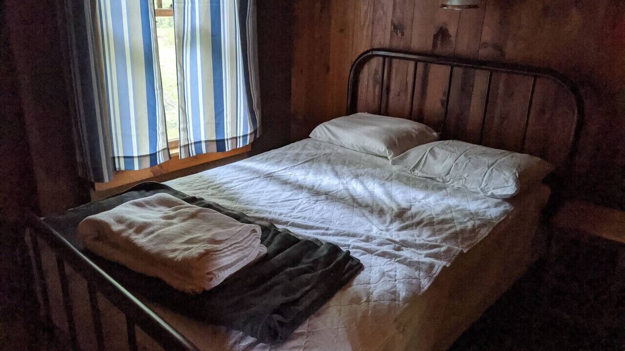Photo of Bedroom in Raymond
