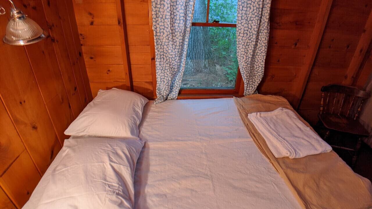 Photo of Bedroom in Raymond