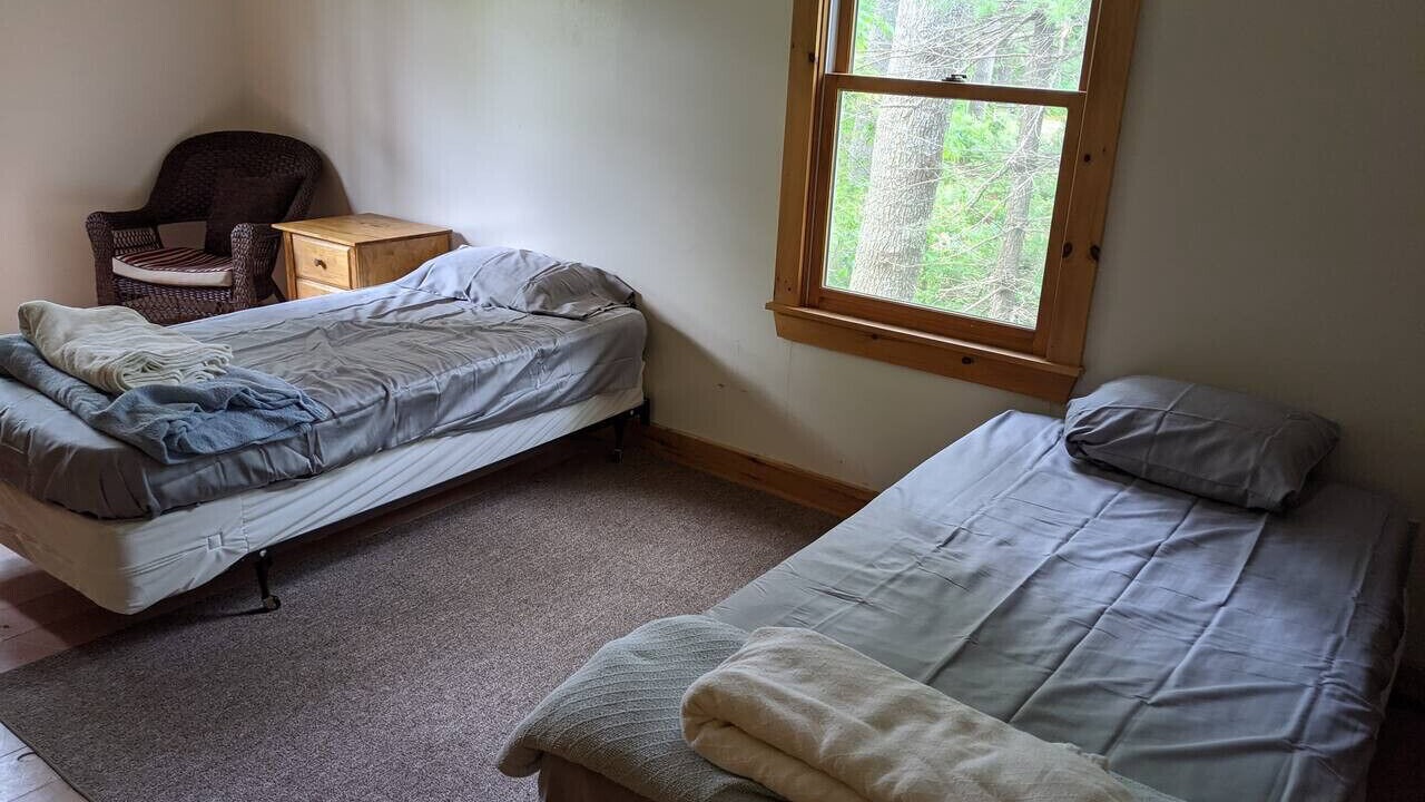 Photo of Bedroom in Raymond