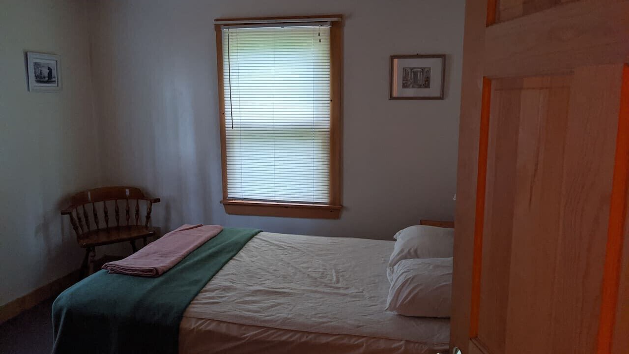 Photo of Bedroom in Raymond