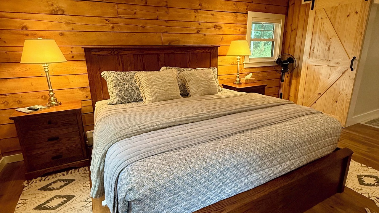 Photo of Bedroom in Bartlett