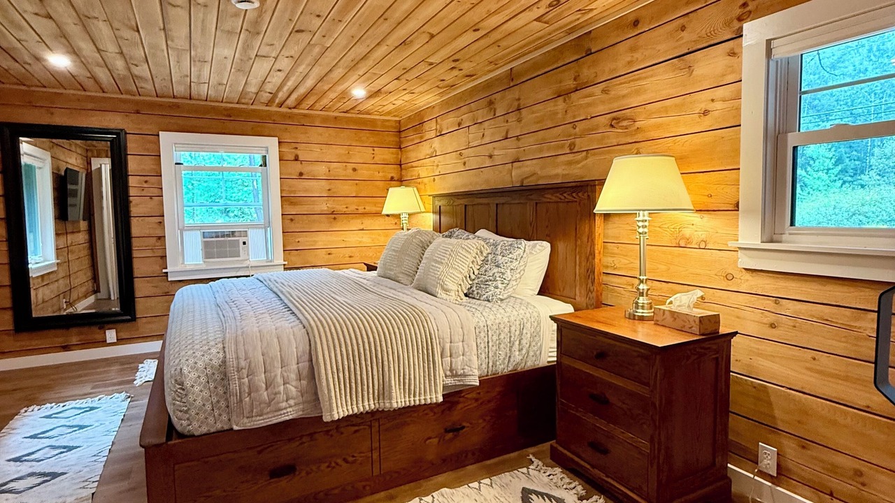 Photo of Bedroom in Bartlett