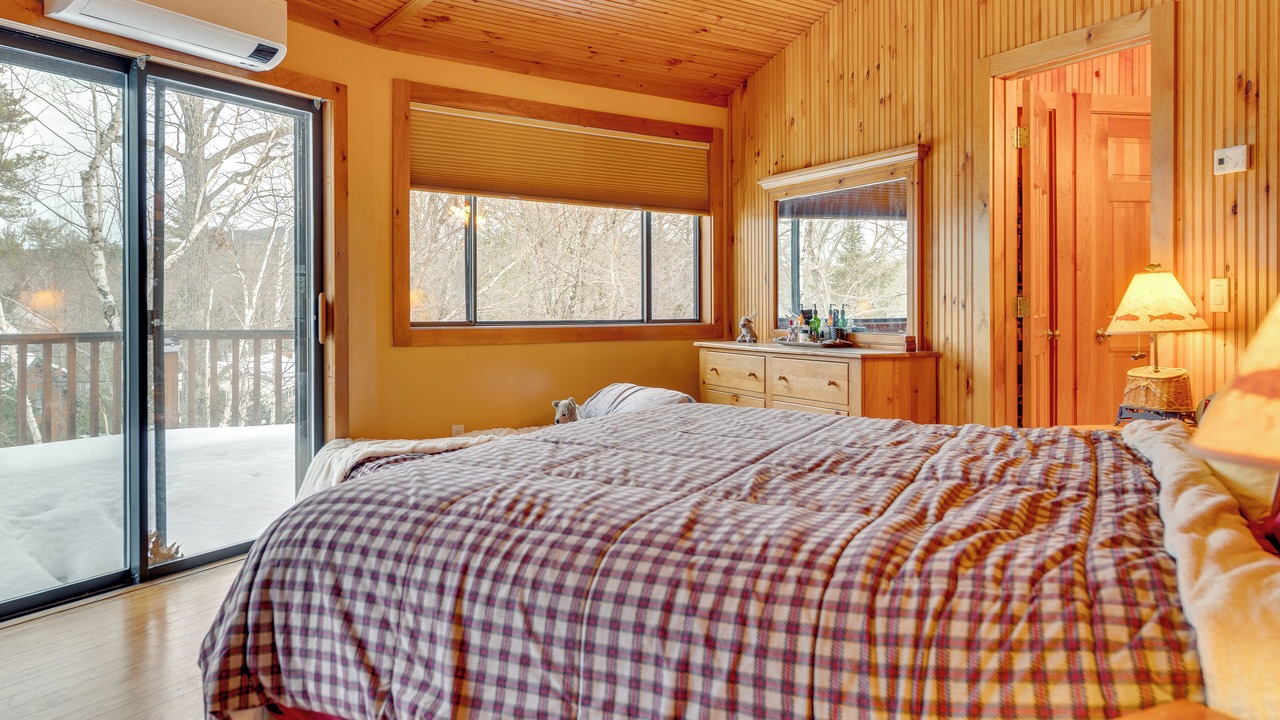 Photo of Bedroom in The Bays
