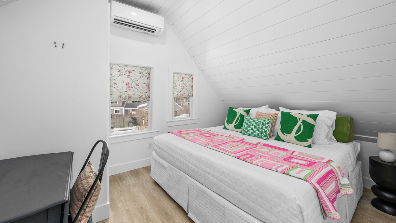 Photo of Bedroom in Chatham