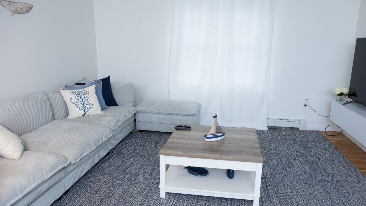 Photo of Livingroom in East Falmouth