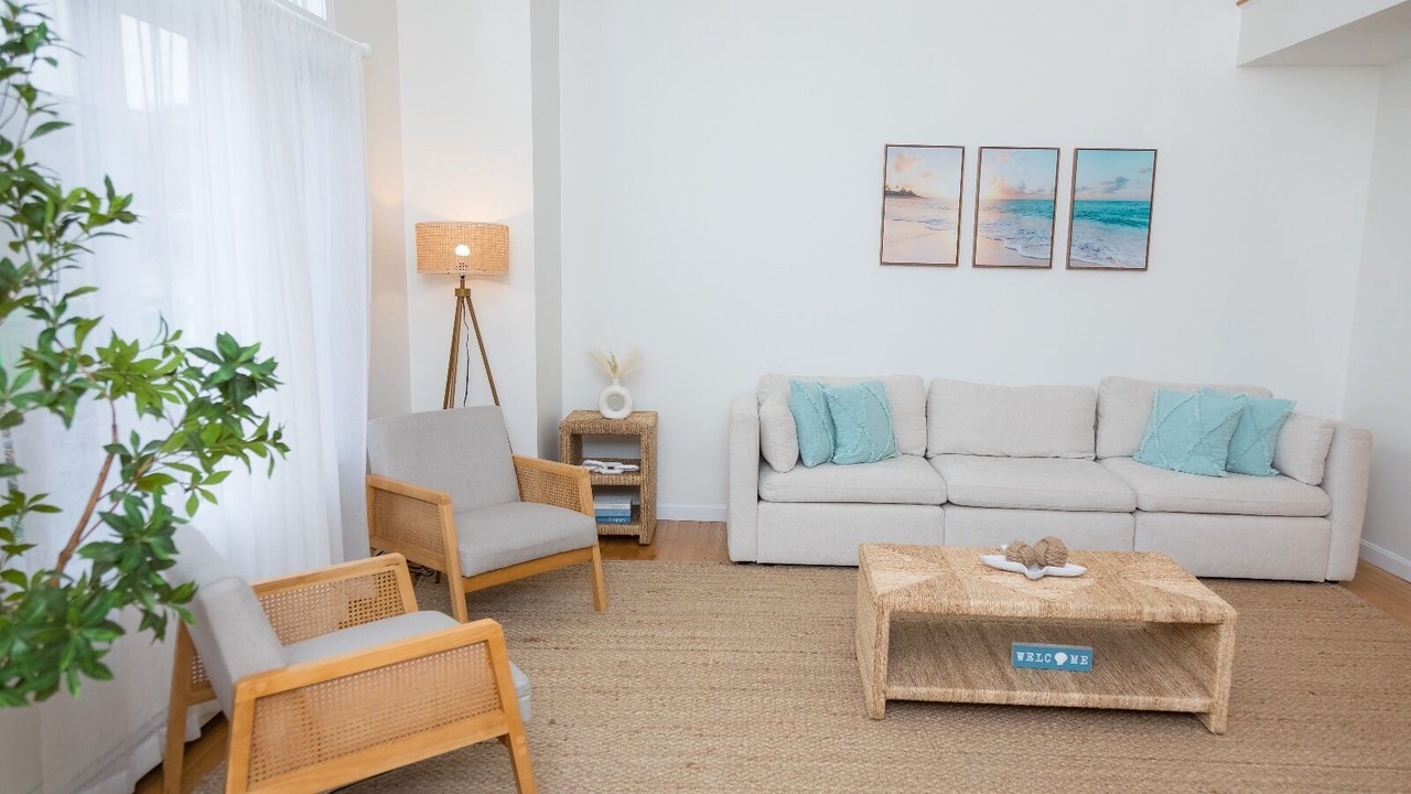 Photo of Livingroom in East Falmouth