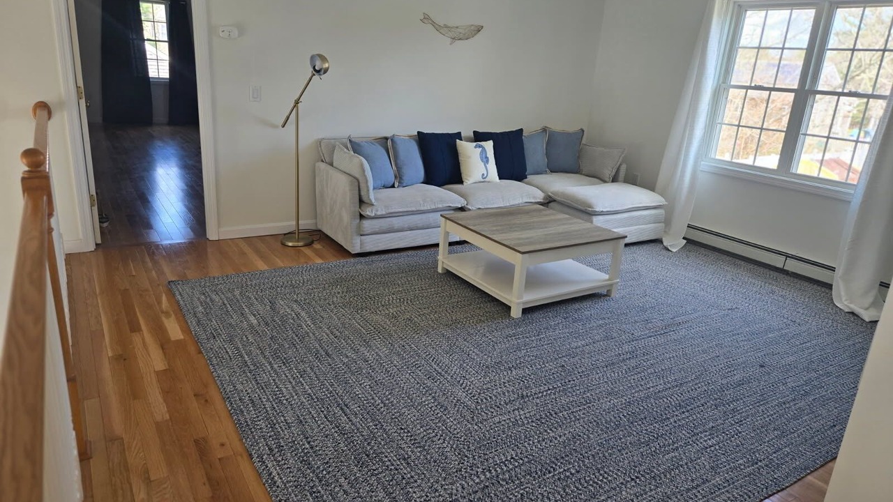 Photo of Livingroom in East Falmouth