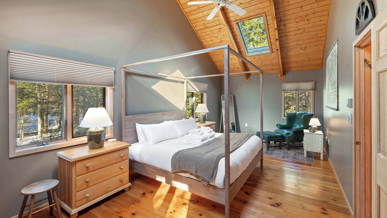 Photo of Bedroom in Becket
