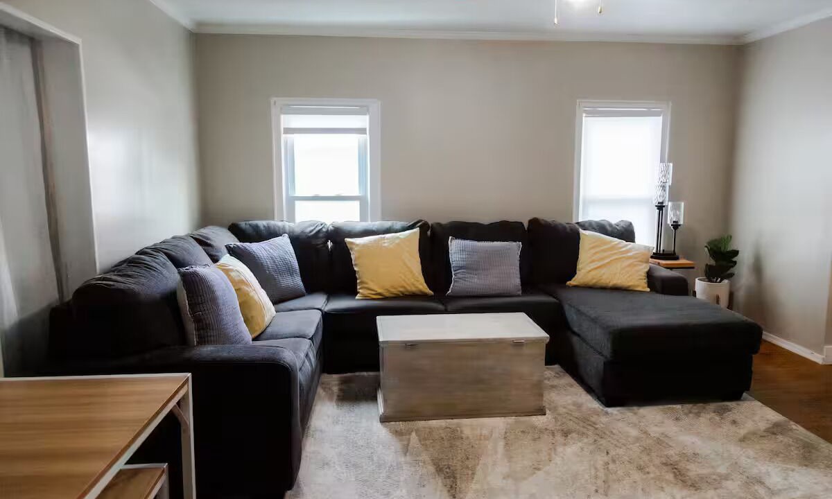 Photo of Livingroom in Auburn