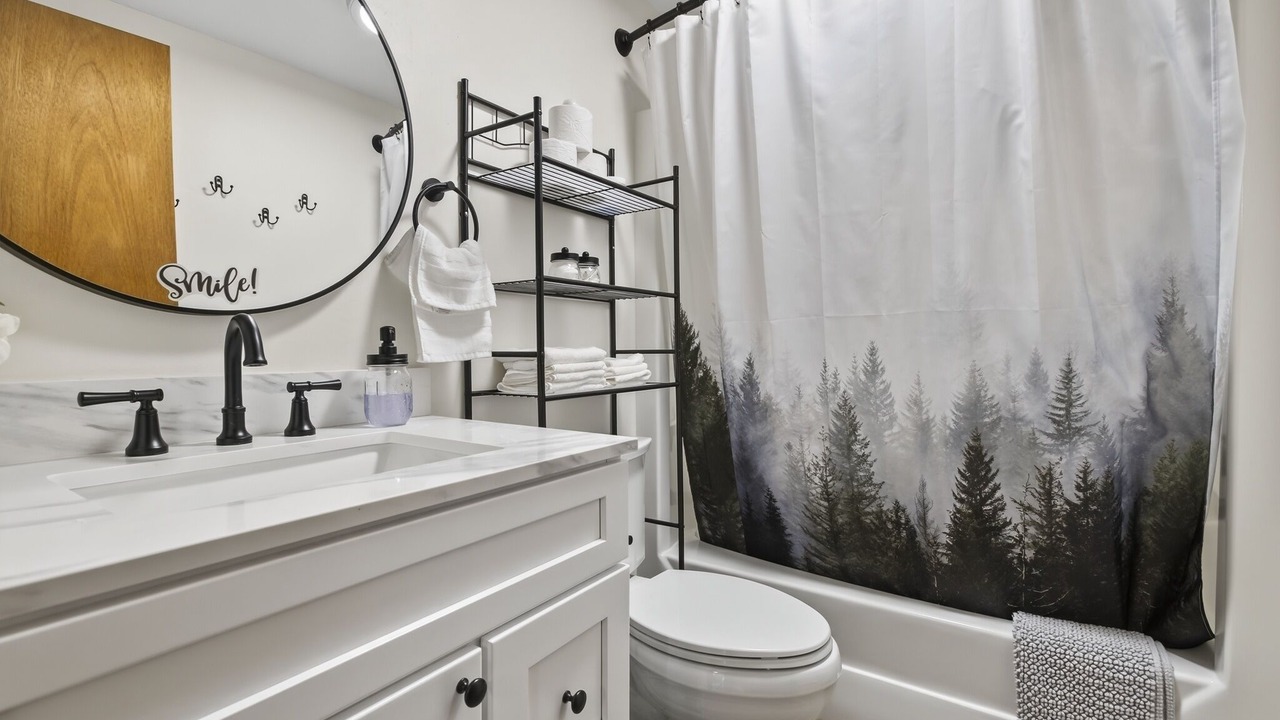Photo of Bathroom in Thornton